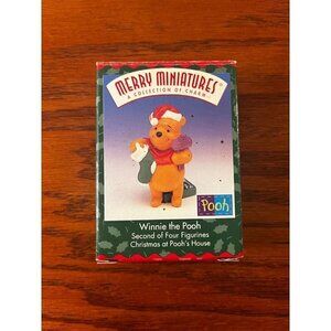 Hallmark Merry Miniatures Winnie The Pooh Christmas Figure 2nd of 4 New in Box